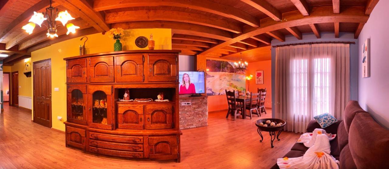 Del Valle Obeso Apartment